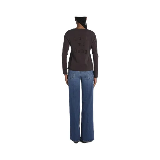 Long Sleeve V-Neck Top
