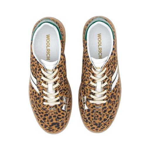 Low-Top Sneakers