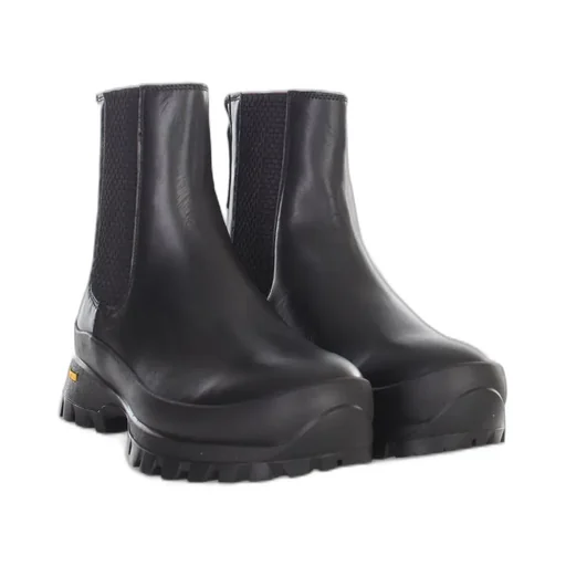 Chelsea Boots