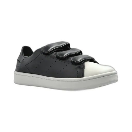 Low-Top Sneakers