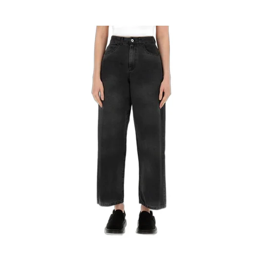 Wide-Leg Jeans