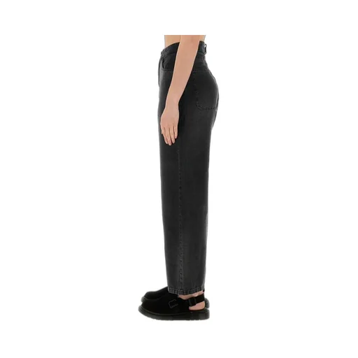 Wide-Leg Jeans