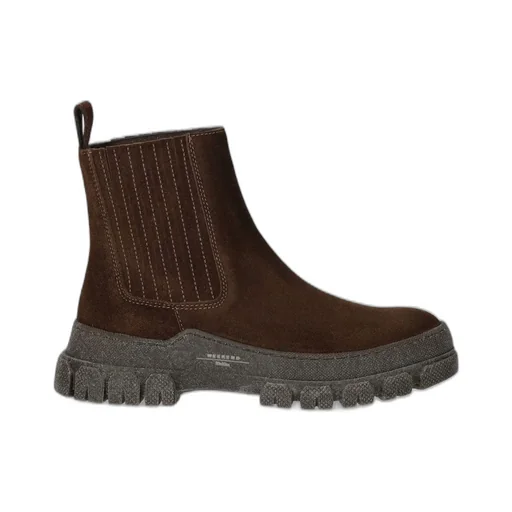 Chelsea Boots