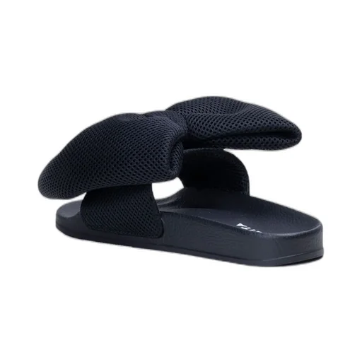 Slides With Bow Detail