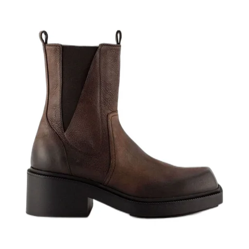 Chelsea Boots