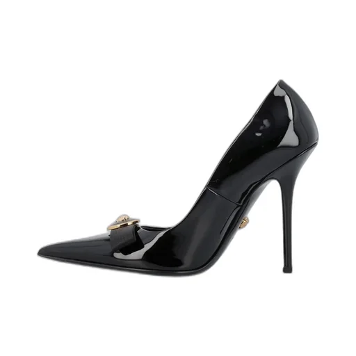 Pointed-Toe Pumps