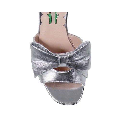 Sandals With Bow