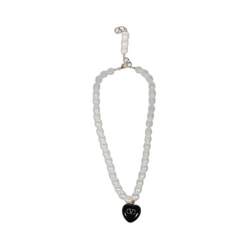 Pearl Necklace With Heart Charm
