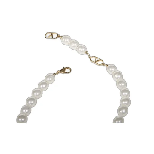Pearl Necklace With Heart Charm