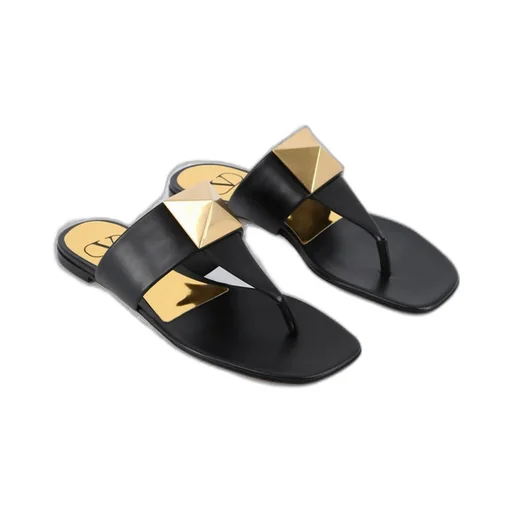 Valentino Garavani Rockstud Flat Sandals