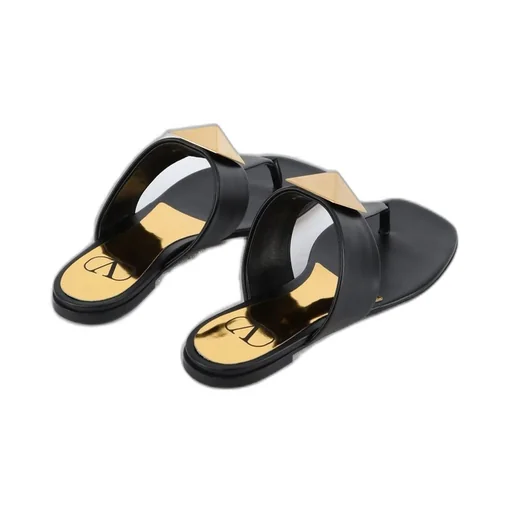 Valentino Garavani Rockstud Flat Sandals