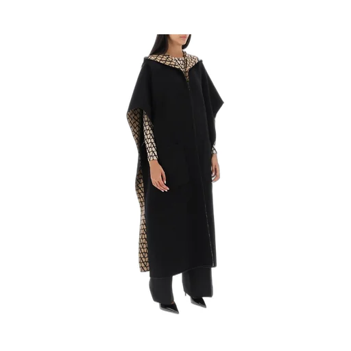Hooded Cape