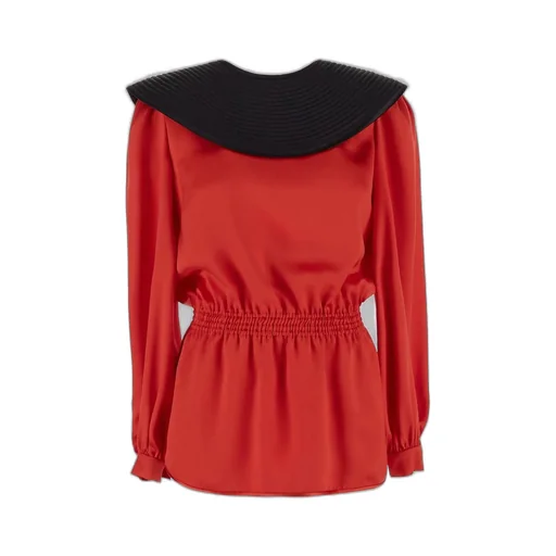 Top With Peter Pan Collar