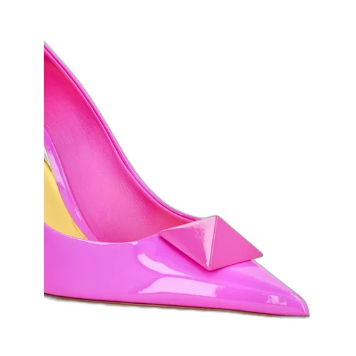 Pointed-Toe Pumps
