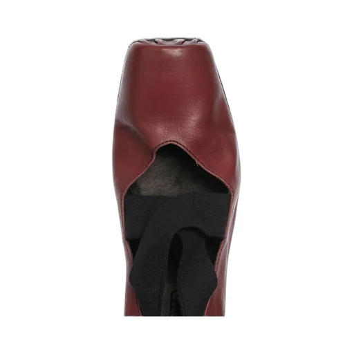Mary Jane Pumps