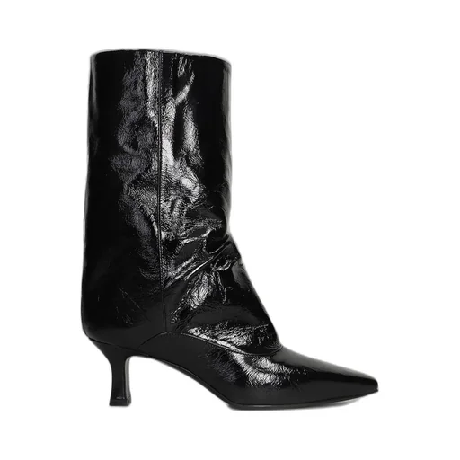 Pointed Toe Knee-High Boots