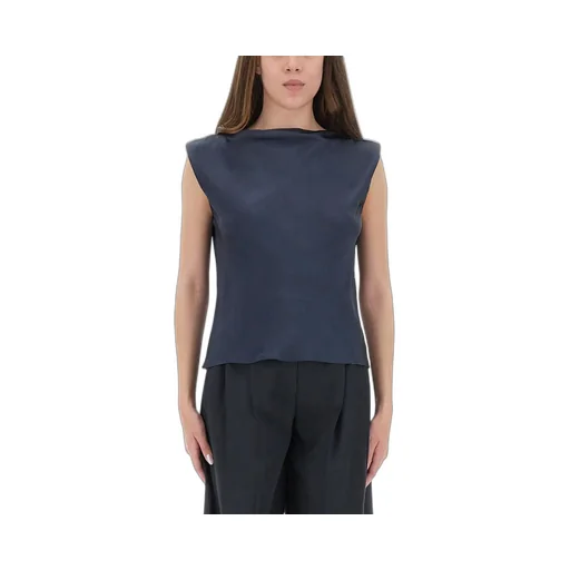 Sleeveless Boat Neck Top