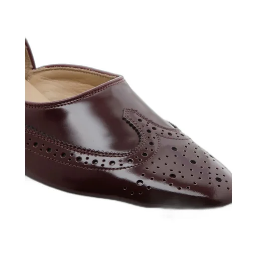 Wingtip Brogue Flats