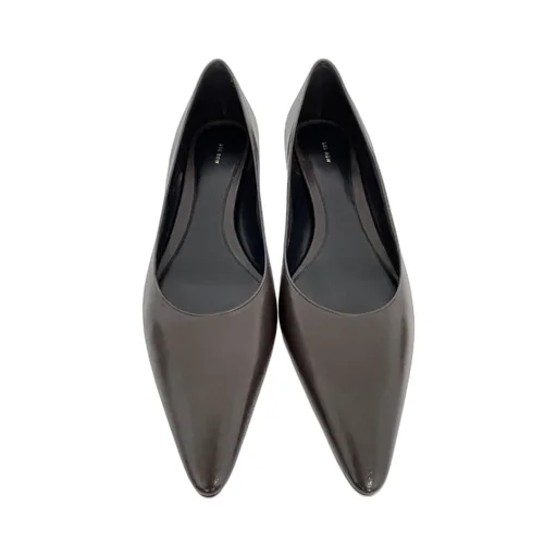 Pointed Toe Kitten Heels