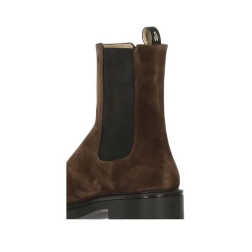 Chelsea Boots