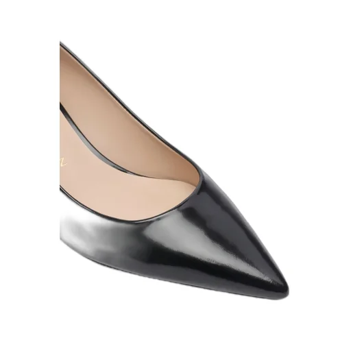 Pointed Toe Kitten Heel Pumps
