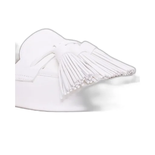 Loafers With Tassel