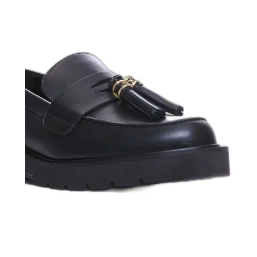 Loafers With Tassel And Chain Detail