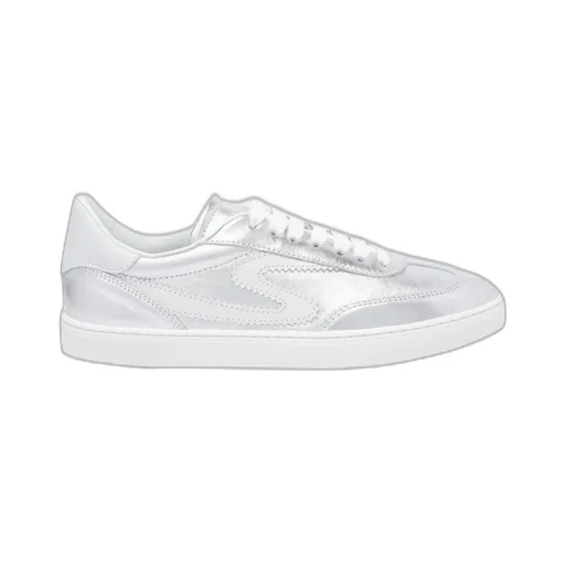 Low-Top Sneakers