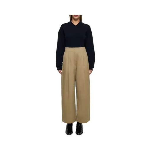 Wide-Leg Pleated Trousers