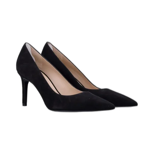Pointed-Toe Pumps