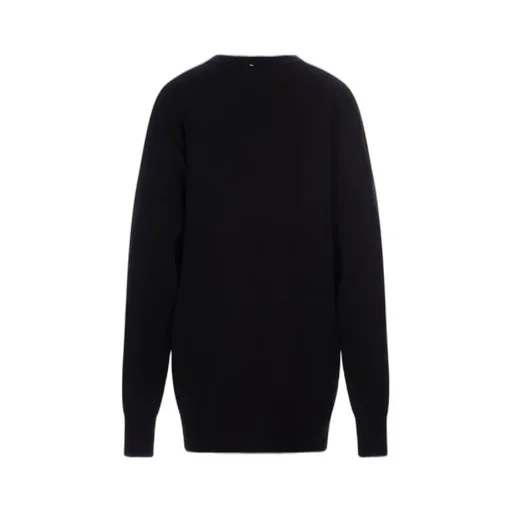 Sweater With Heart Hands Graphic