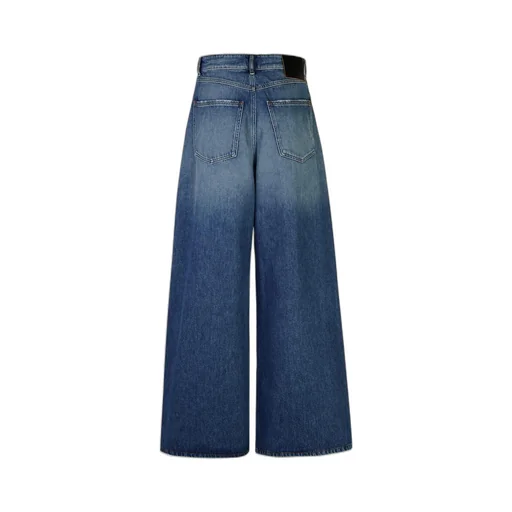 Wide-Leg Jeans