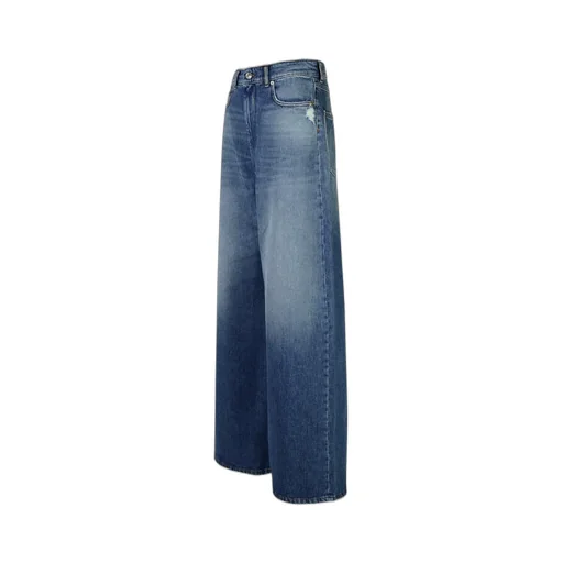 Wide-Leg Jeans