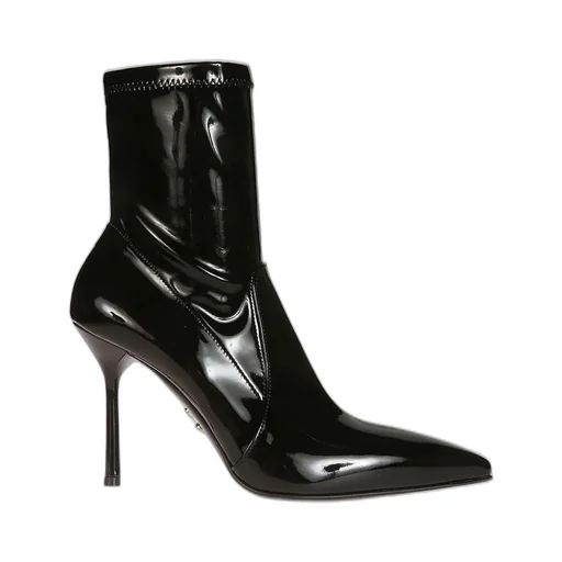 Pointed Toe Sock Boots