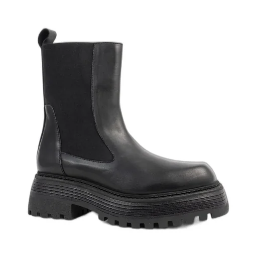 Chelsea Boots