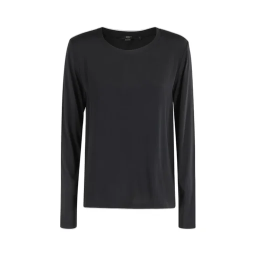 Long-Sleeved T-Shirt