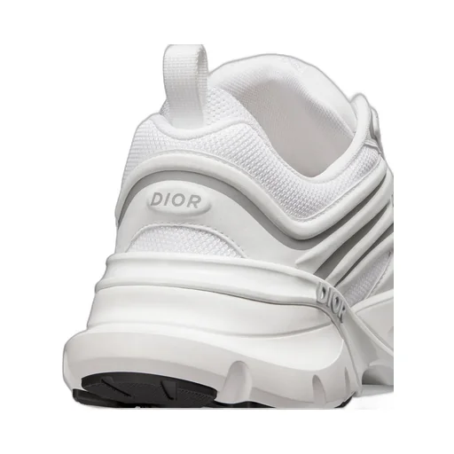 B23 Sneakers