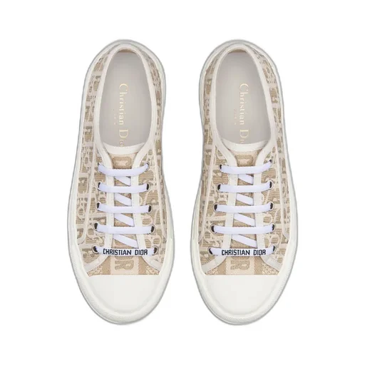 B23 Low-Top Sneaker