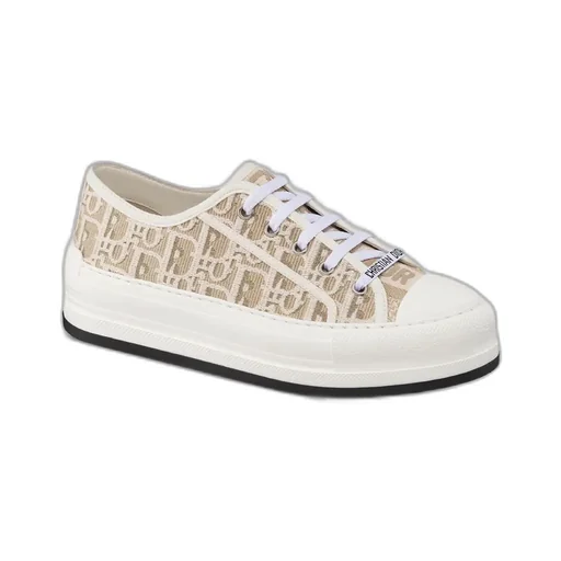 B23 Low-Top Sneaker