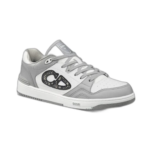 B57 Dribble Low-Top Sneaker