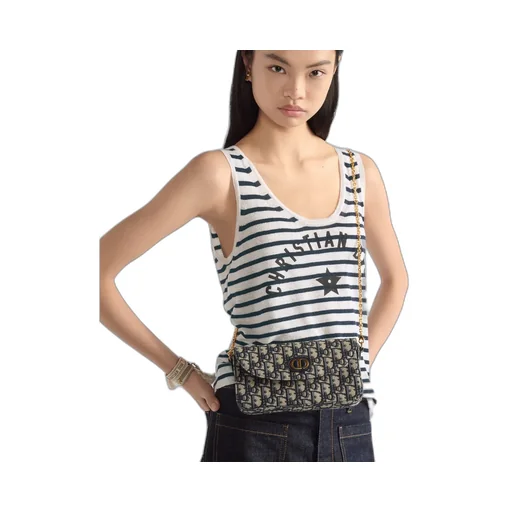 30 Montaigne Pouch With Chain