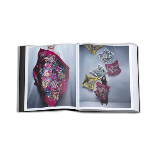 Book: Dior Scarves. Fashion Stories