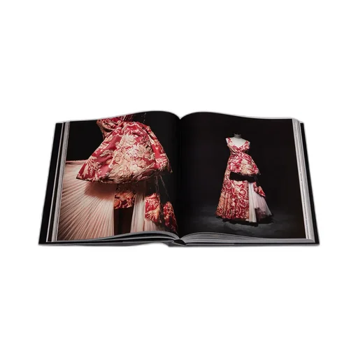 Book: Dior By Gianfranco Ferré