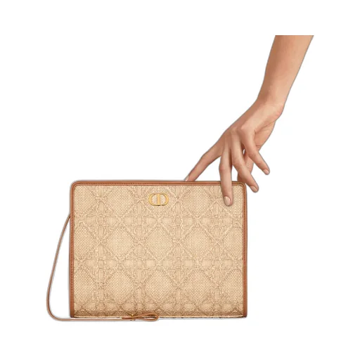 30 Montaigne Dea Pouch