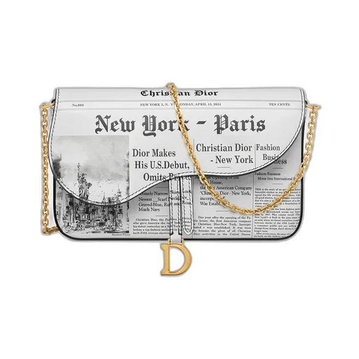 Medium Saddle Pouch With Chain