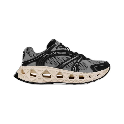 B35 Nxxt Sneaker