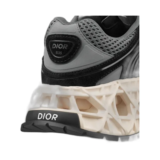 B35 Nxxt Sneaker