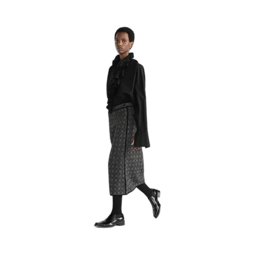 Mid-Length Macrocannage Skirt