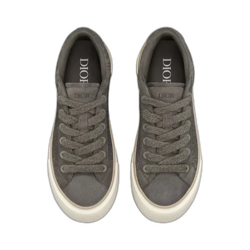 B33 Spin Sneaker