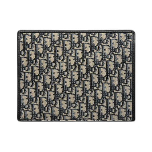 30 Montaigne Dea Pouch
